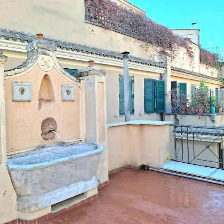 Royal Terrace At The Vittoriano - Centro Apartament *